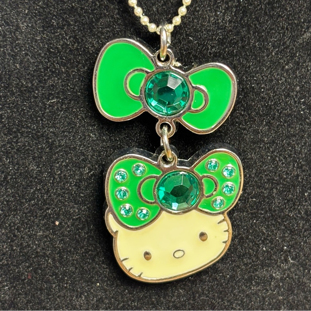Hello Kitty Sanrio Green Rhinestone Silver Tone Pendant Necklace 2009